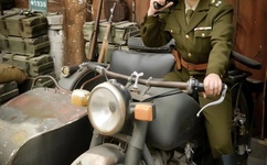 班长没带罩子让人捏了一节课视频